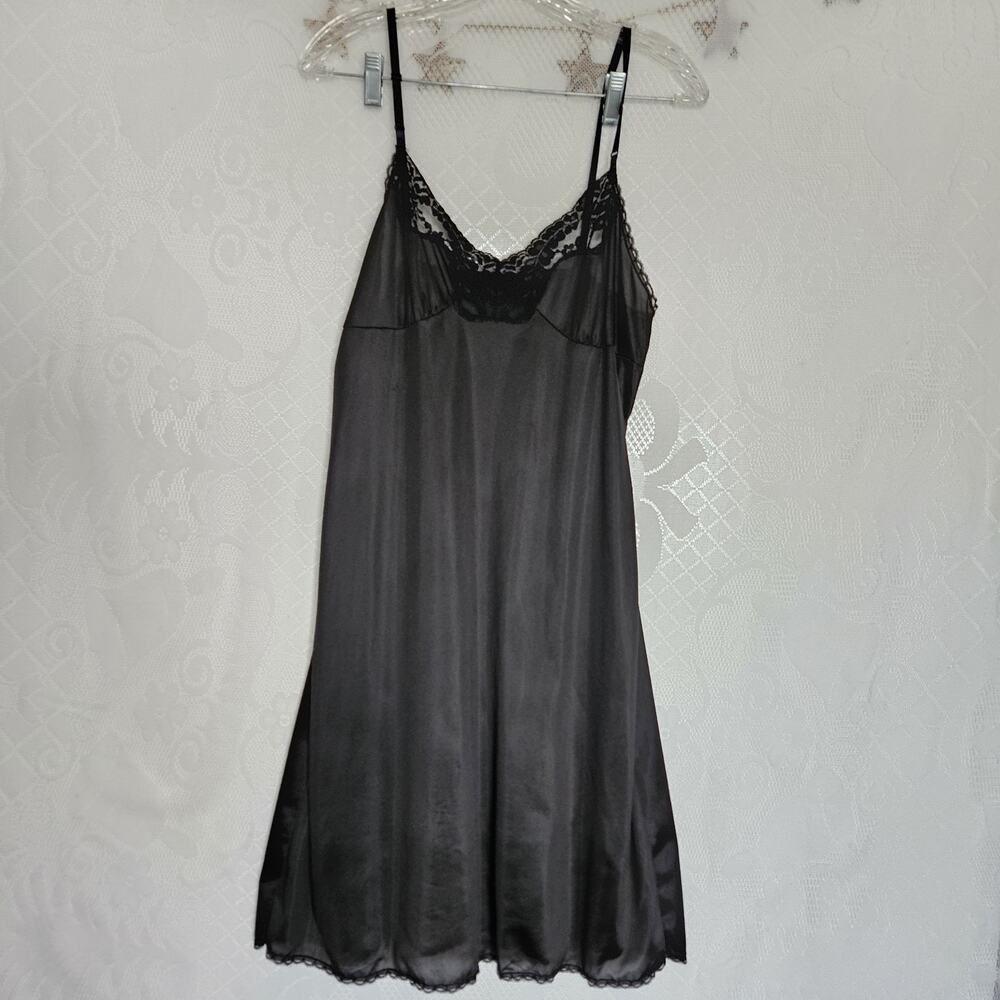 Vintage Size 36 Black Silky Scallop Lace Floral Trim Slip Dress Rockabilly 80s